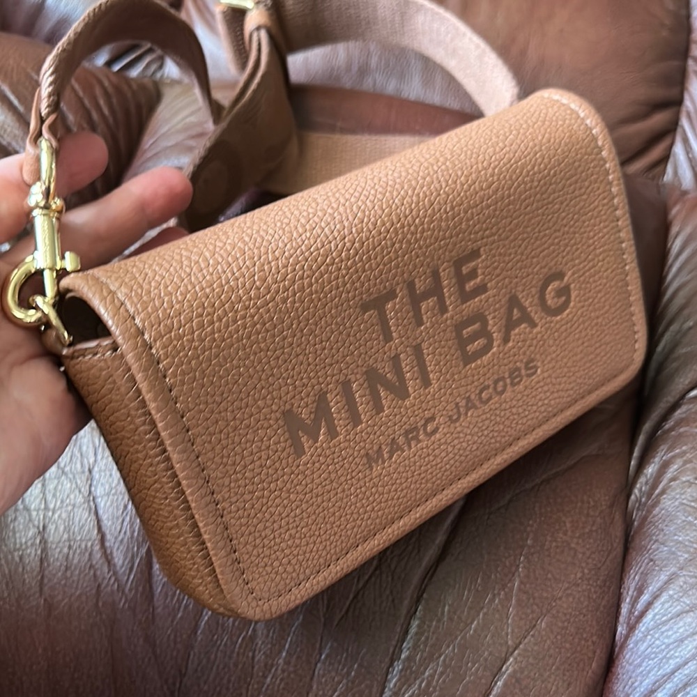 Marc Jacobs Tan Leather Crossbody Bag: The Mini Bag!